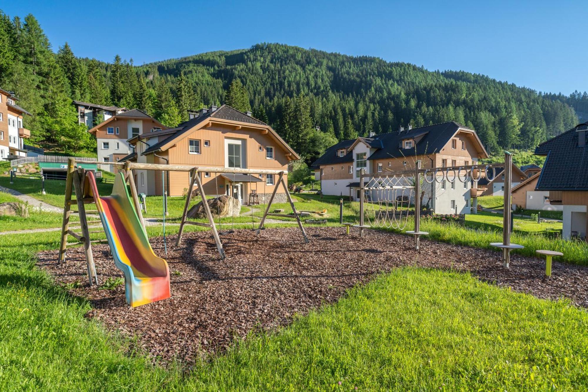 Landal Bad Kleinkirchheim Hotel Buitenkant foto